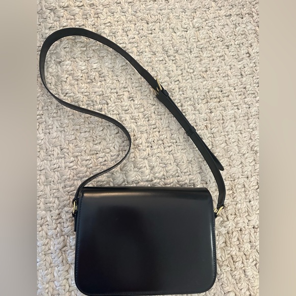 CELINE CLASSIQUE TRIOMPHE BAG IN SHINY CALFSKIN - Picture 5 of 10